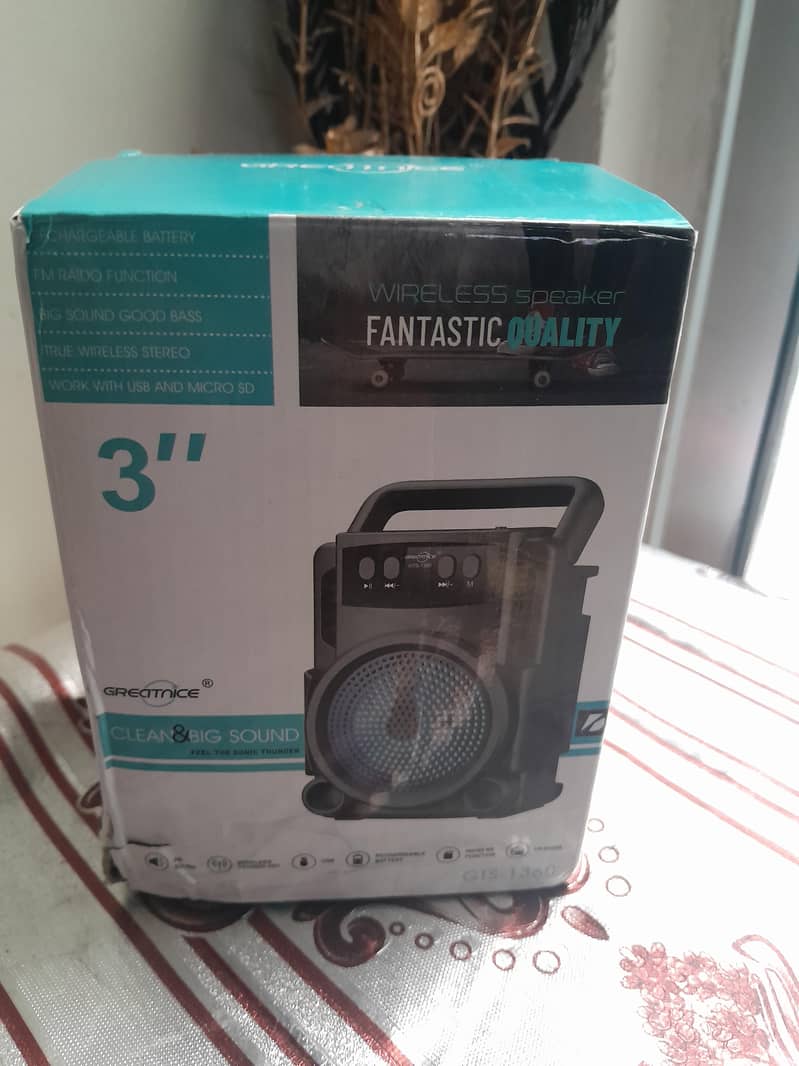 Bluetooth speaker 0
