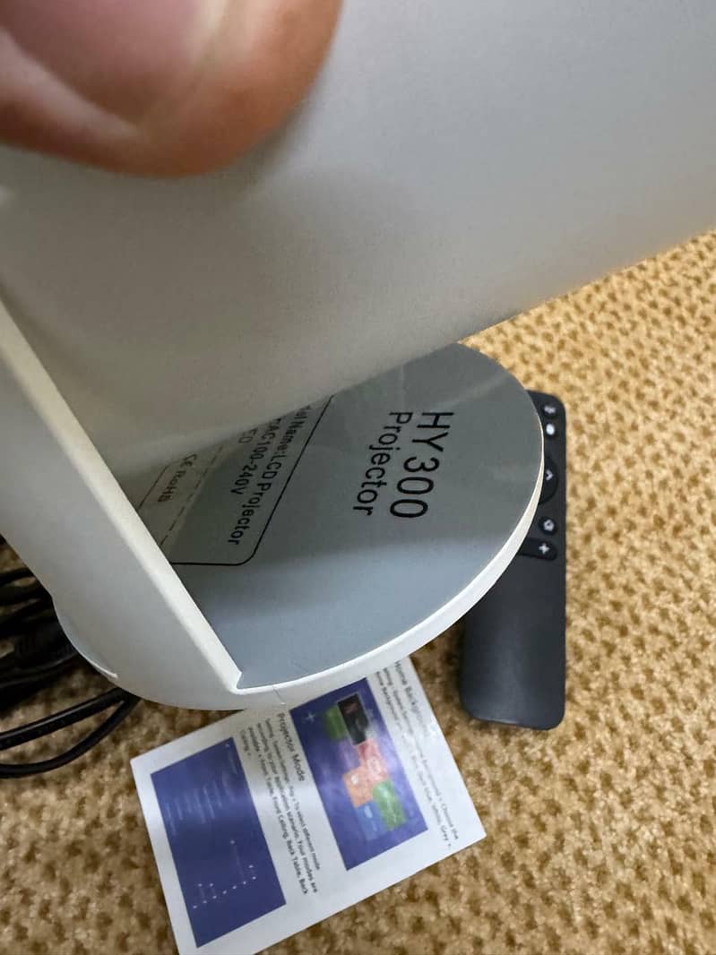 Smart Android Projector 1