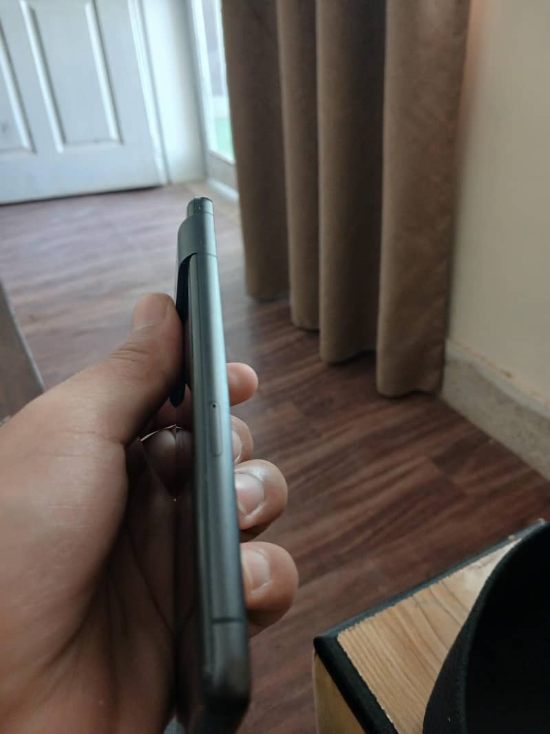 Pixel 7 scratchless condition 3