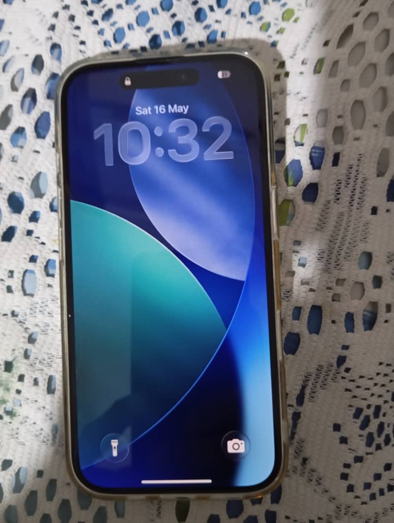 iPhone 16 2