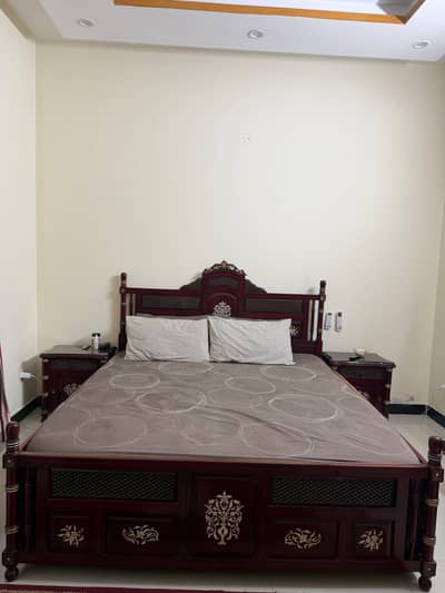 Pure wooden king size bed set  in excellent condition