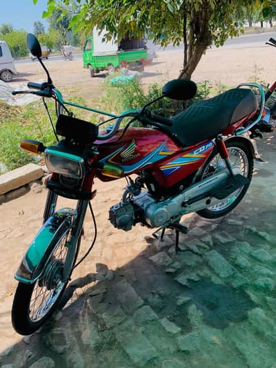 Honda CD 70 2019 all Punjab number on my name 03185386162