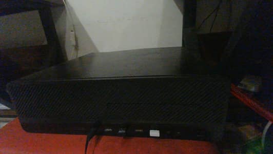 PC SETUP HP ELITE DESK 800 G3 WITH KEYBOARD,MOUSE,MONITOR AND CABLES.
