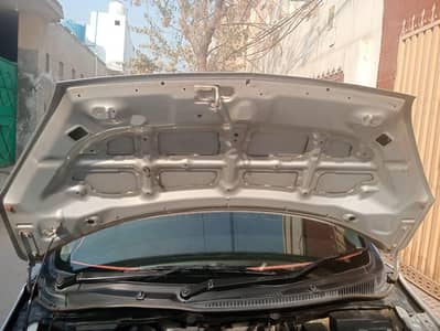 car ki condition bilkul oky hy interior bhe oky hay