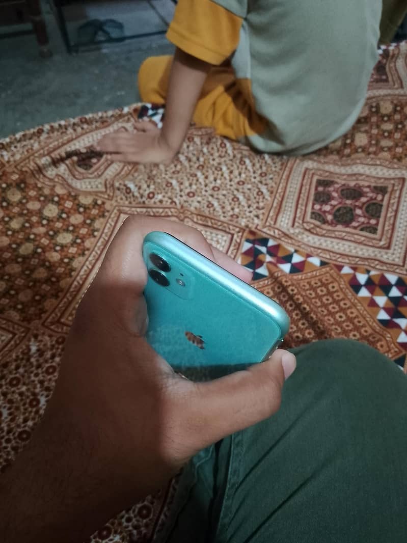 iphone 11 3