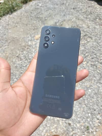 Samsung galaxy  A32.