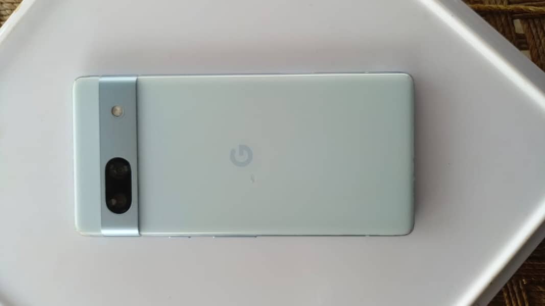 Google Pixel 7a 2
