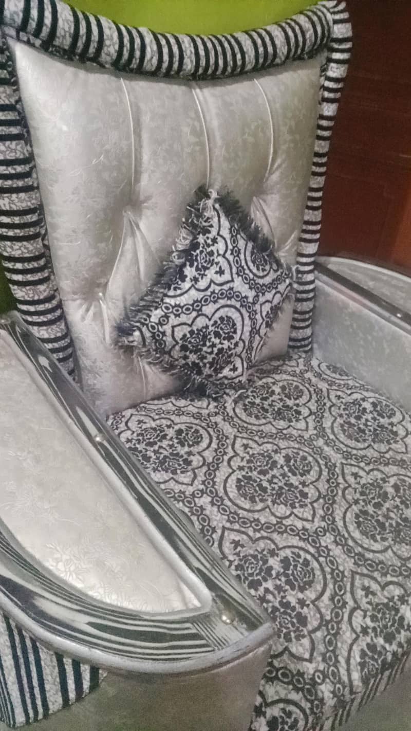 Multani Sofa Set 2