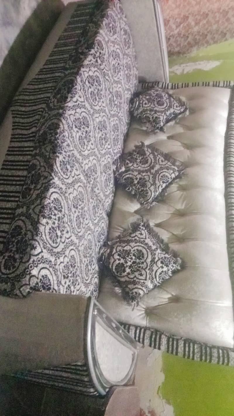 Multani Sofa Set 3