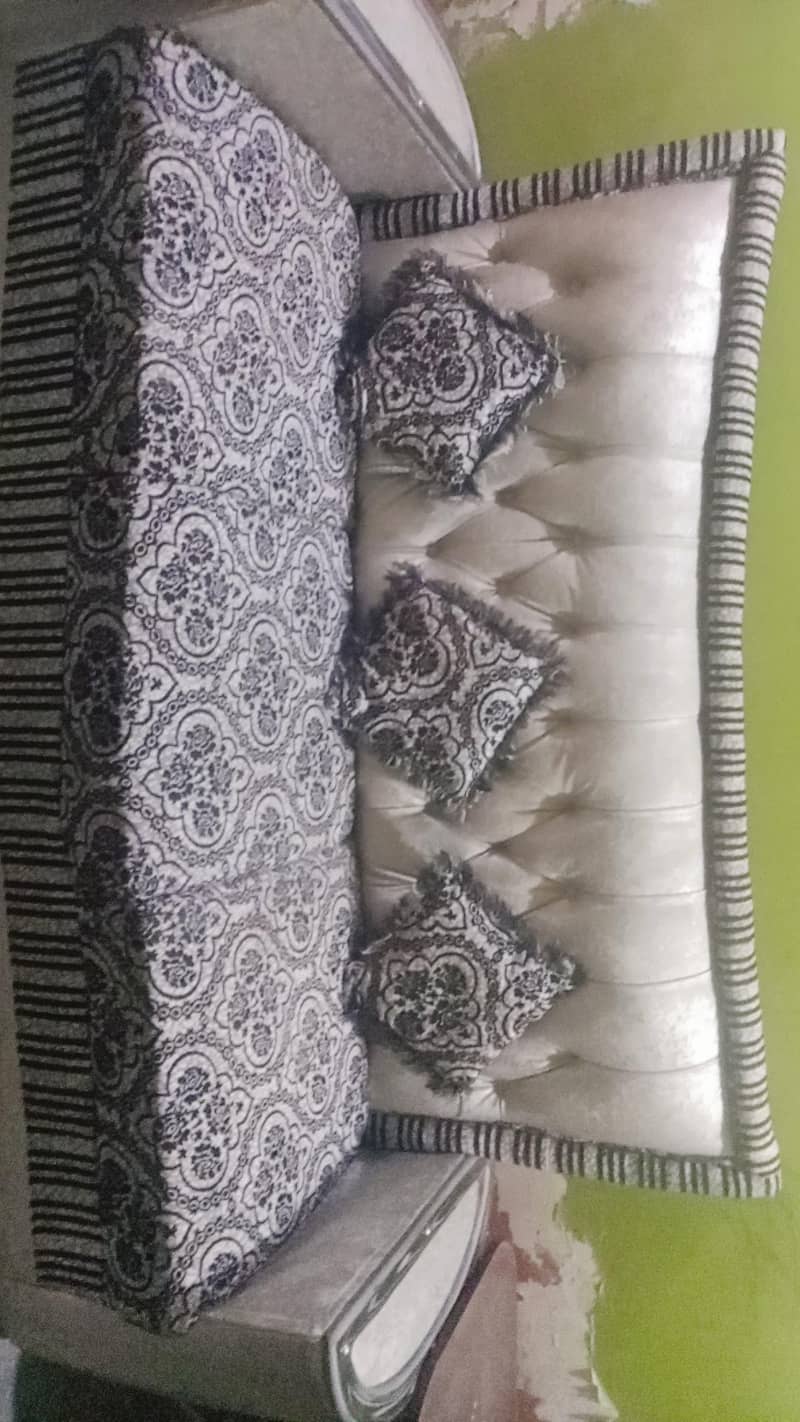 Multani Sofa Set 4