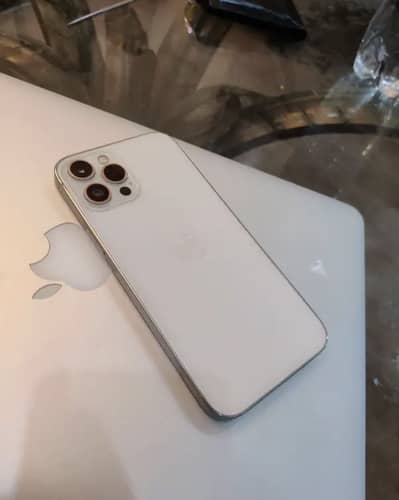 Iphone 12 pro max factory unloack