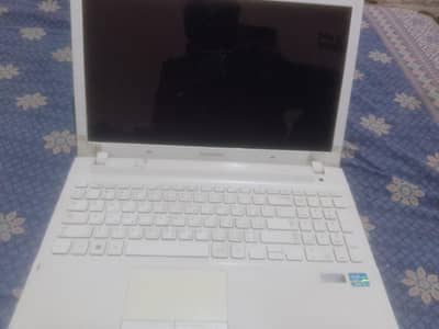 i5 3rd 8GB ram 120 ssd 2GB GPU 750 hhd
