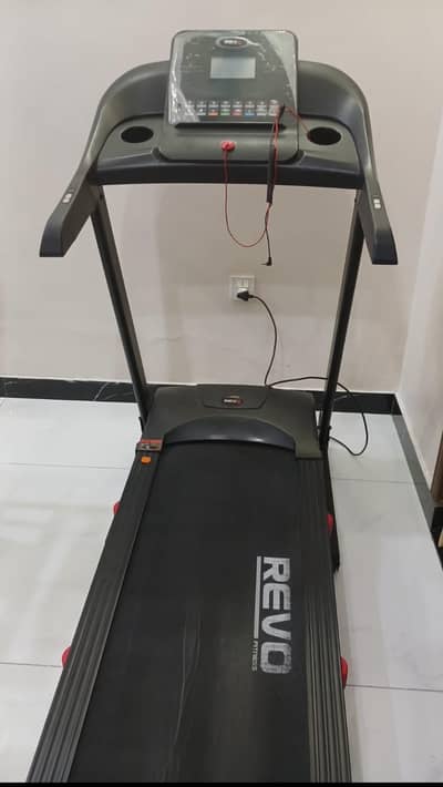 REVO treadmill all okay urgent for sale