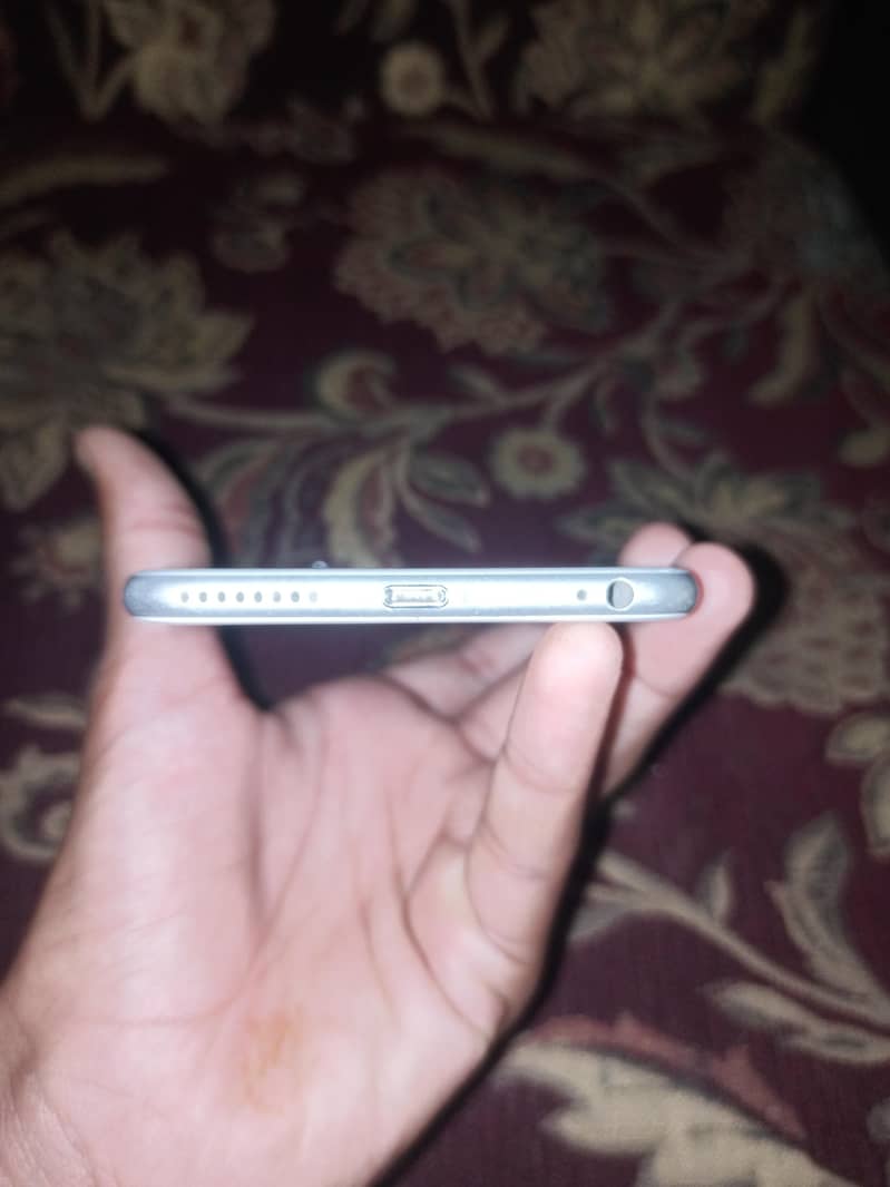 iPhone 2
