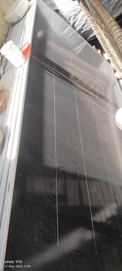 Solar Panels 590 Watts