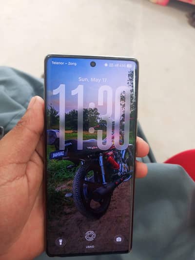 Tecno Cammon 40 pro 256gb with box 10/10 set ha