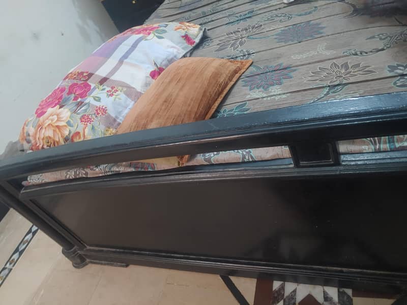 Bed And side table 0