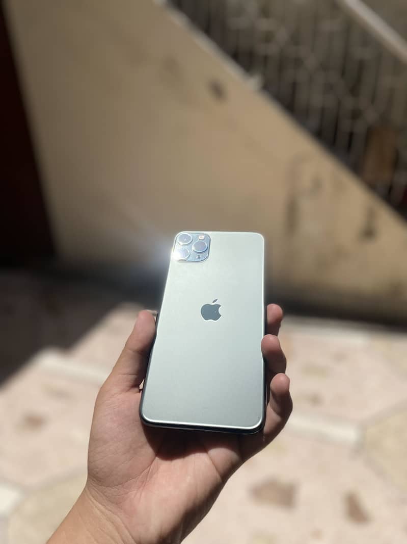 iPhone 11 pro max 1