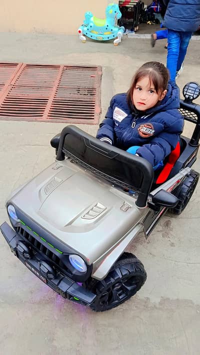 kids car good candition. 4 motors extra aik betry 5 k . . 2 days timing