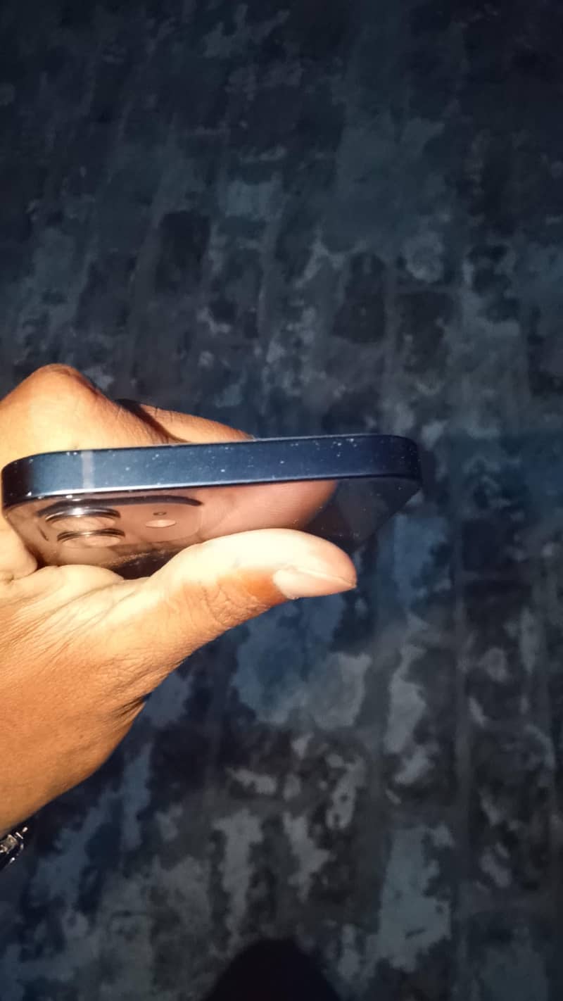 iphone 12 mini 3
