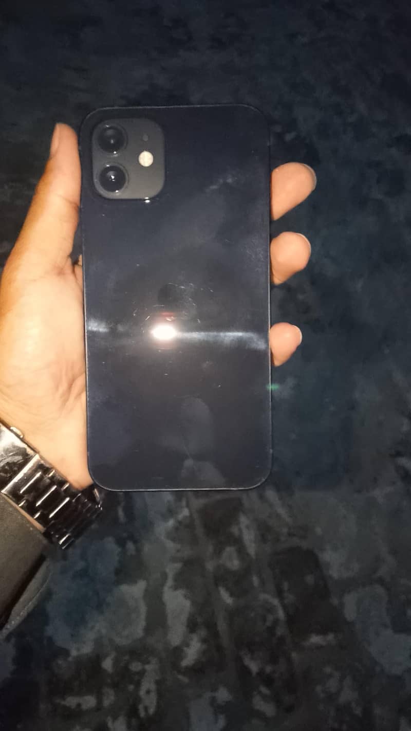 iphone 12 mini 4