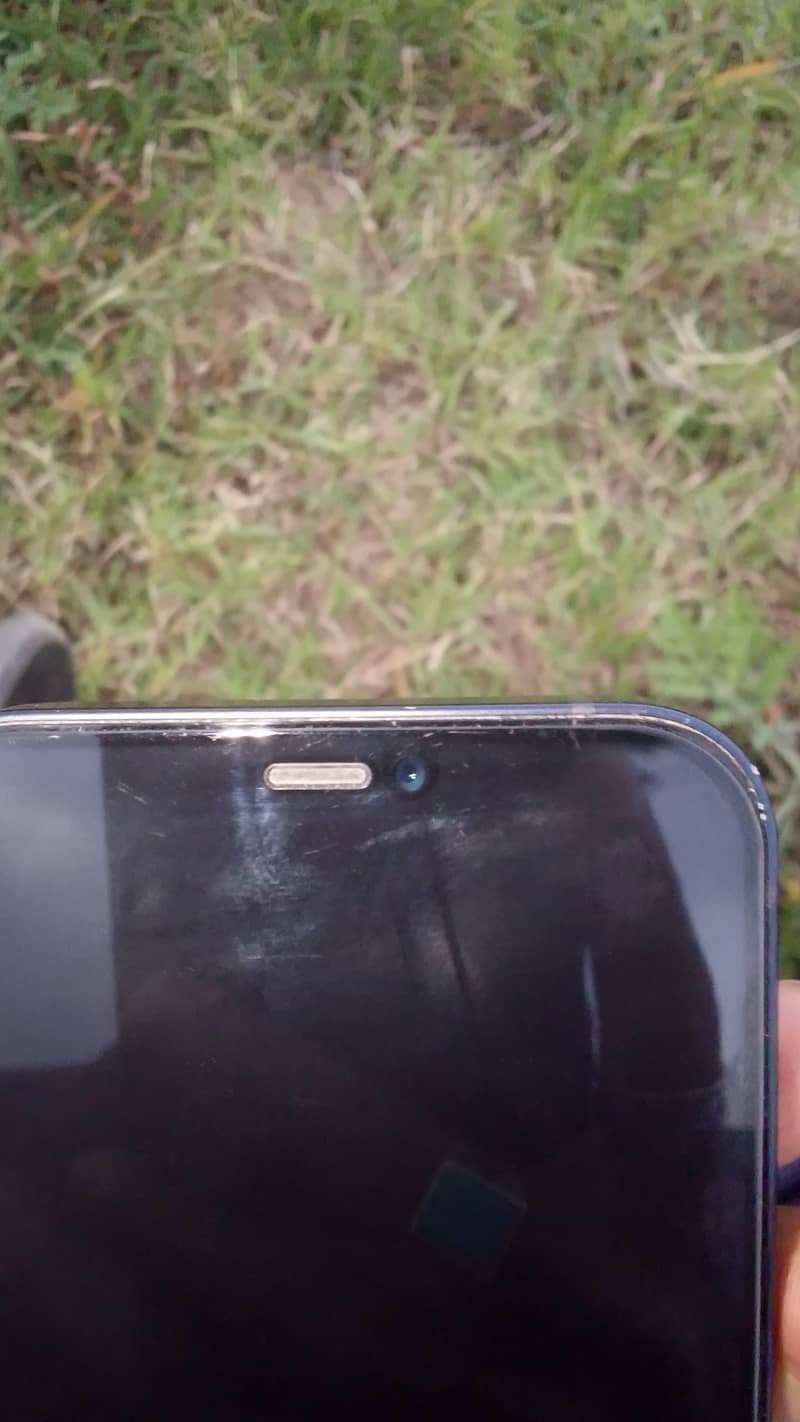 iphone 12 mini 6