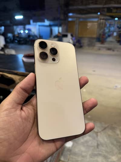 iPhone 16 Pro Max Sim working