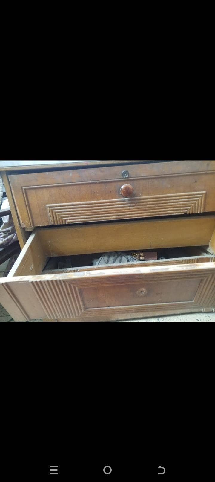 dressing table 1