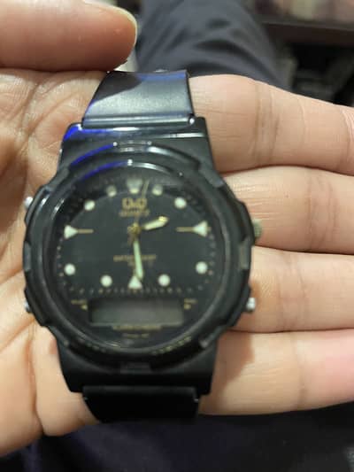 Q&Q  quartz watch
