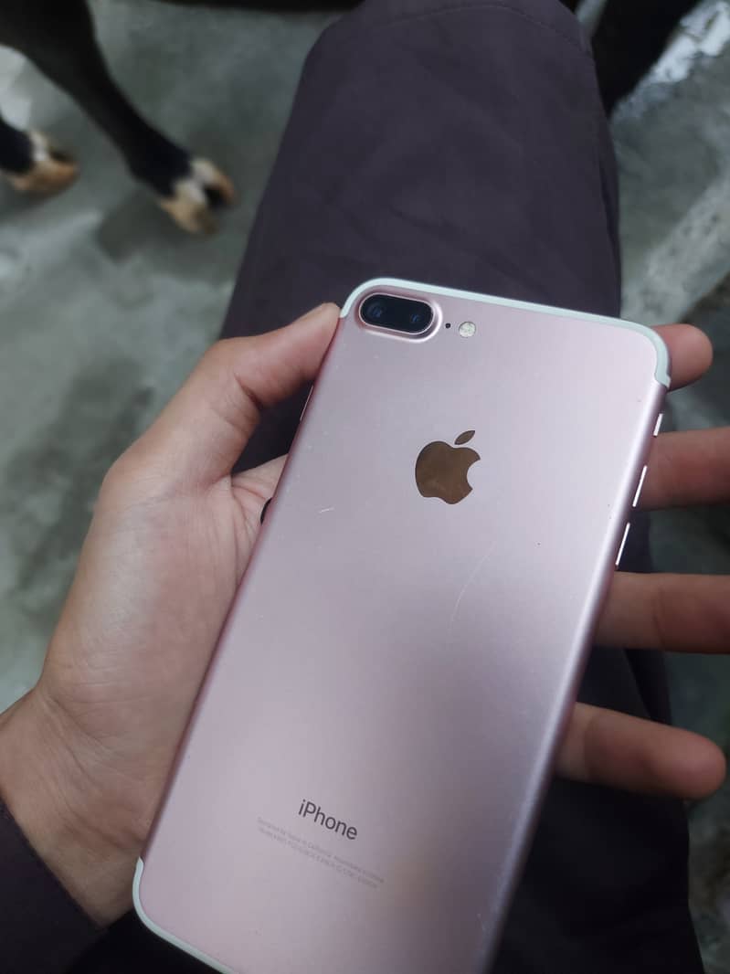 Apple iPhone 7 Plus Sim Working 4