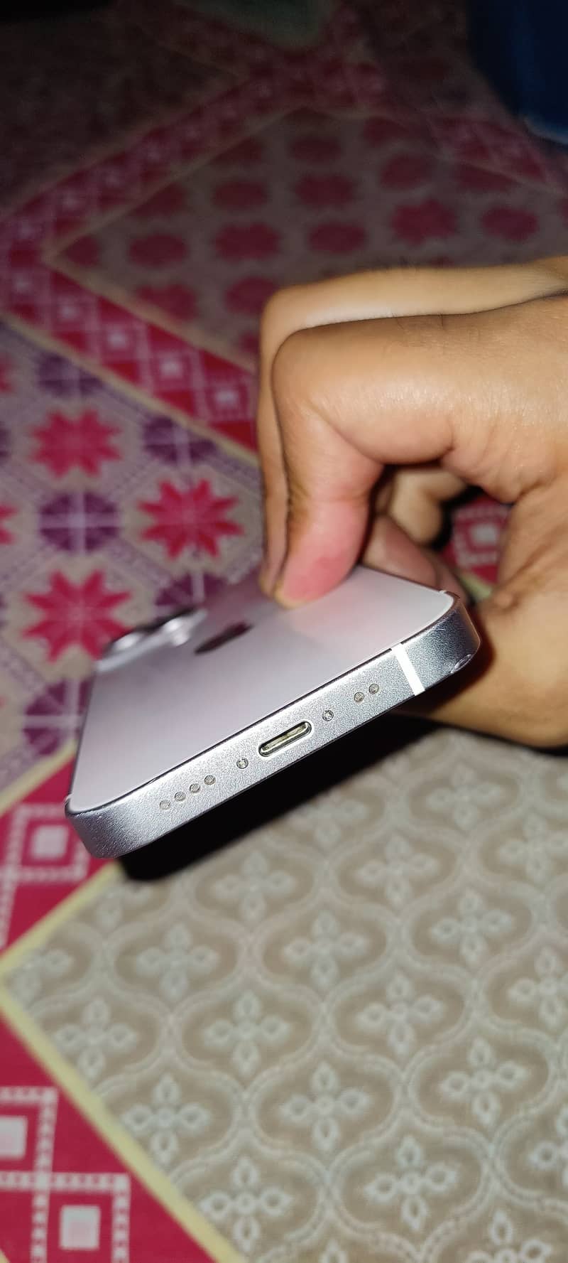 Apple iPhone 13 mini 0