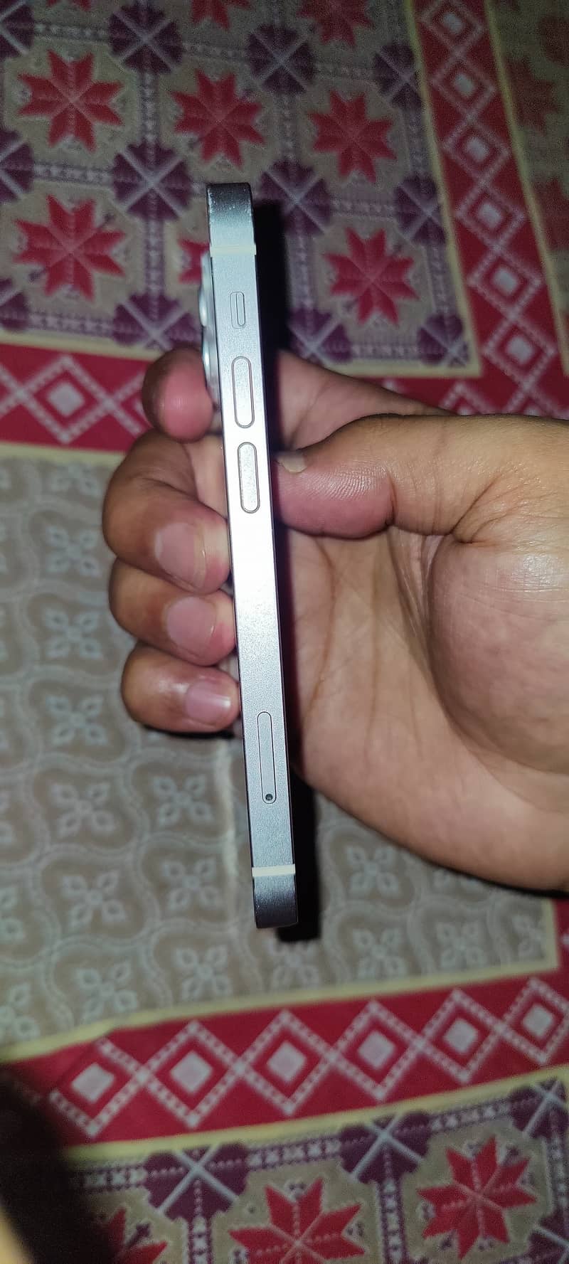 Apple iPhone 13 mini 1