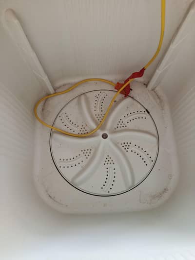 toyo washing mashine . . . good condition