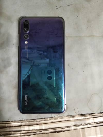 Huawei p20 lite 10by 9 condition no box just mobile pta 6.120ram