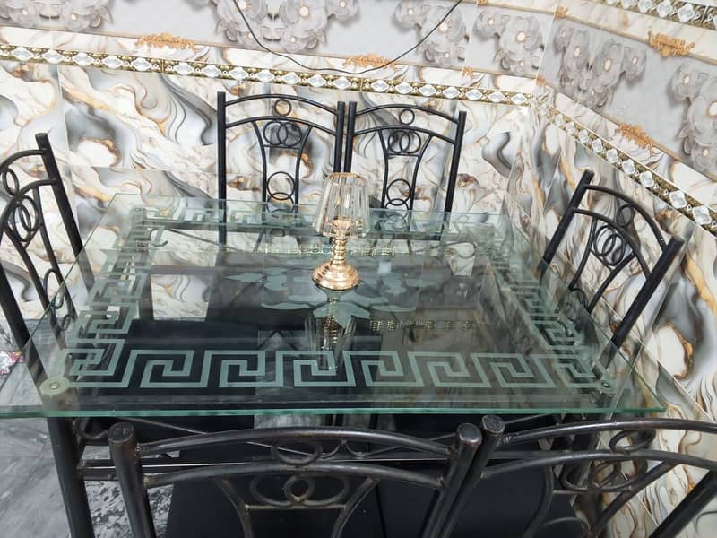 6-seater dining table 2