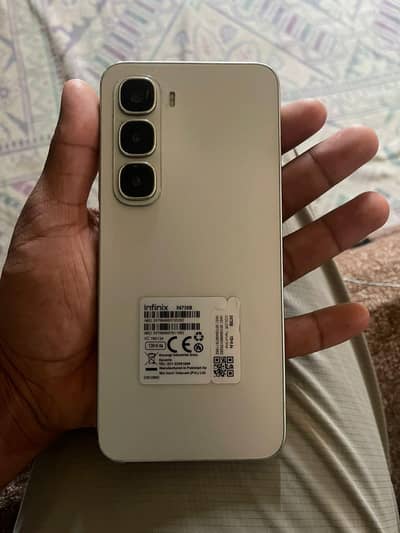 Infinix hot 60i 128gb 6+4 for sale
