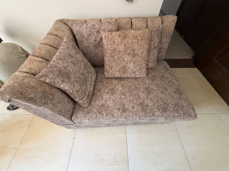 Home used sofas 3