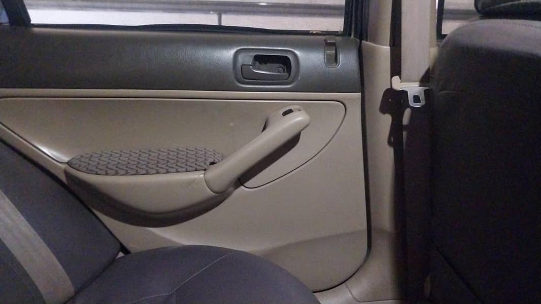 Honda Civic 2003 Model 4