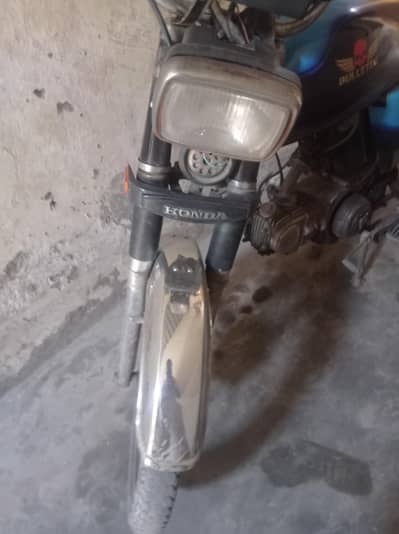 all ok. bike h koi Kam nhi hony wala body engine okk