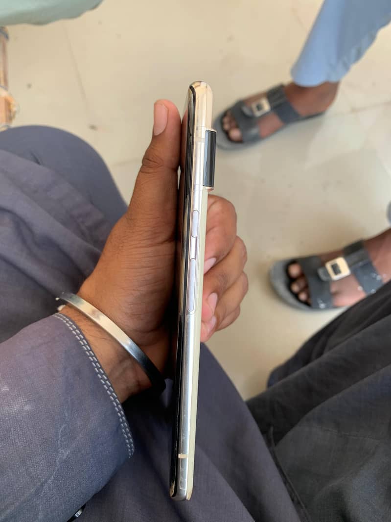 Google Pixel 6 Pro 2