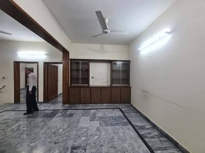 10 Marla Luxury Upper Portion For Rent D12 Islamabad