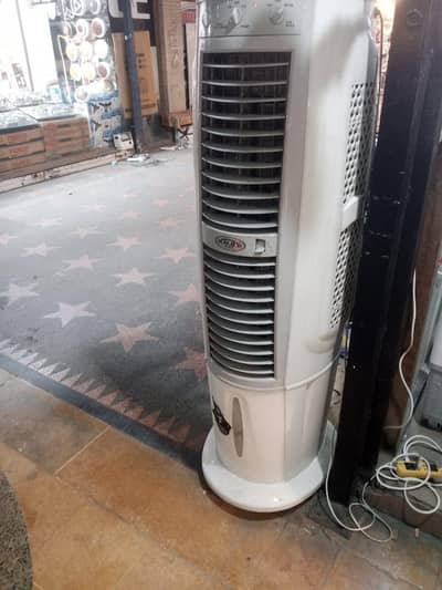 Full size air cooler chiller [only used for 10 days]