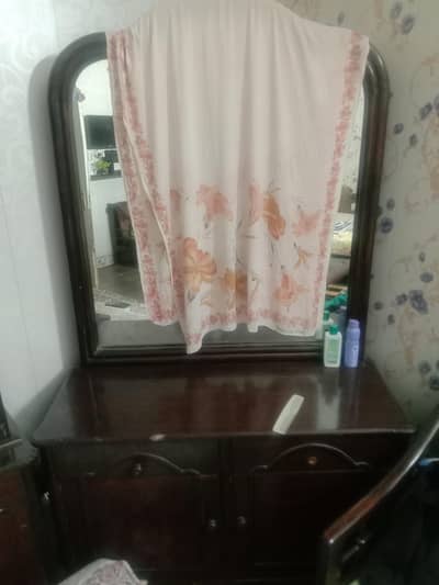 dressing+ show case + computer table for sale