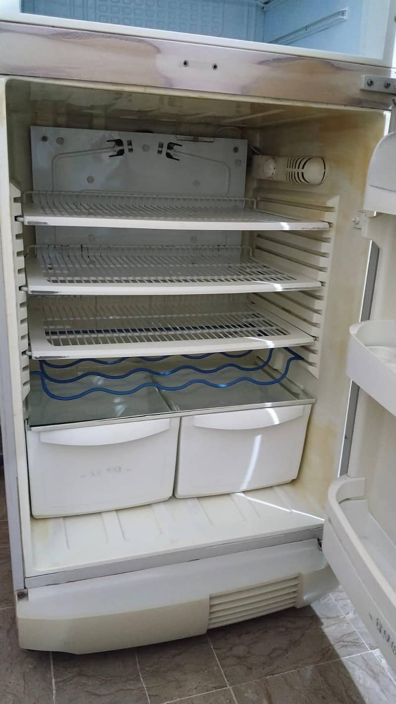 Refrigerator 1