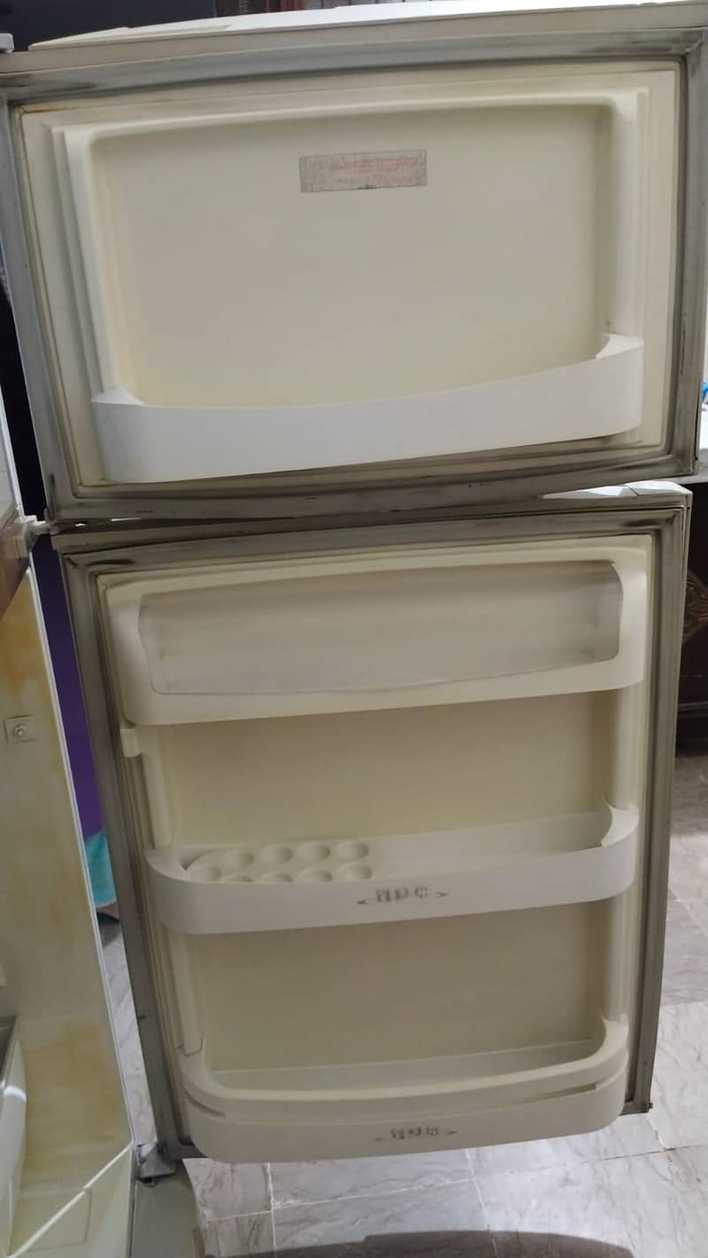 Refrigerator 5