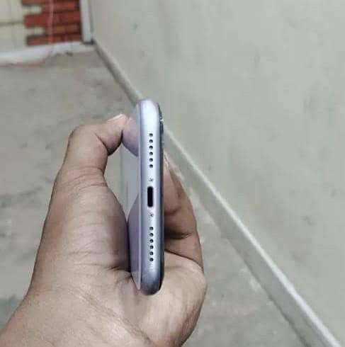 Iphone 11 4