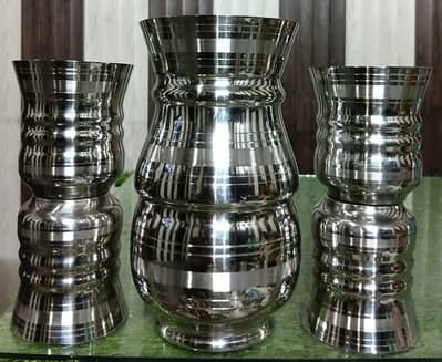 Water set contains 1 Jug and 6 Glasses