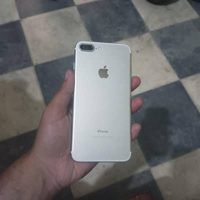 I phone 7 Plus gold