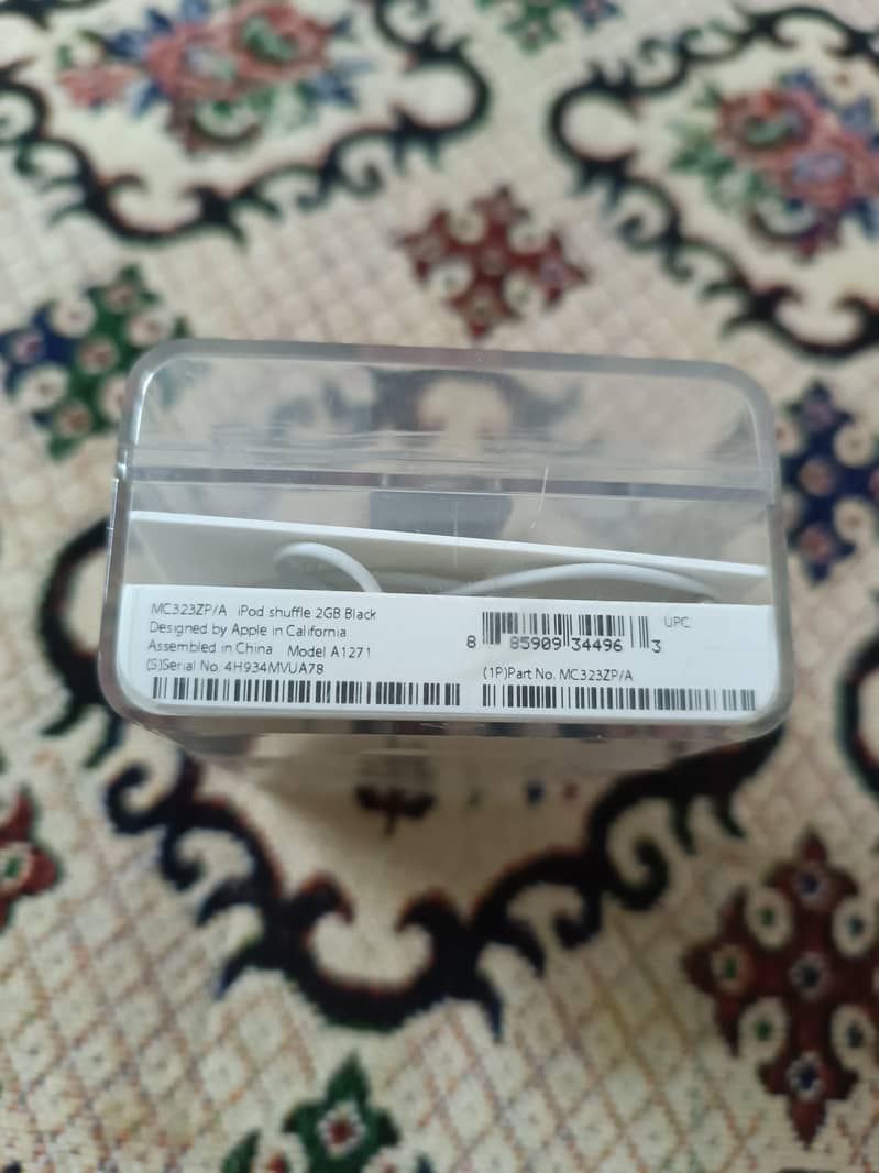 IPOD Shuffle Vertical 7