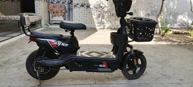 electric scooty